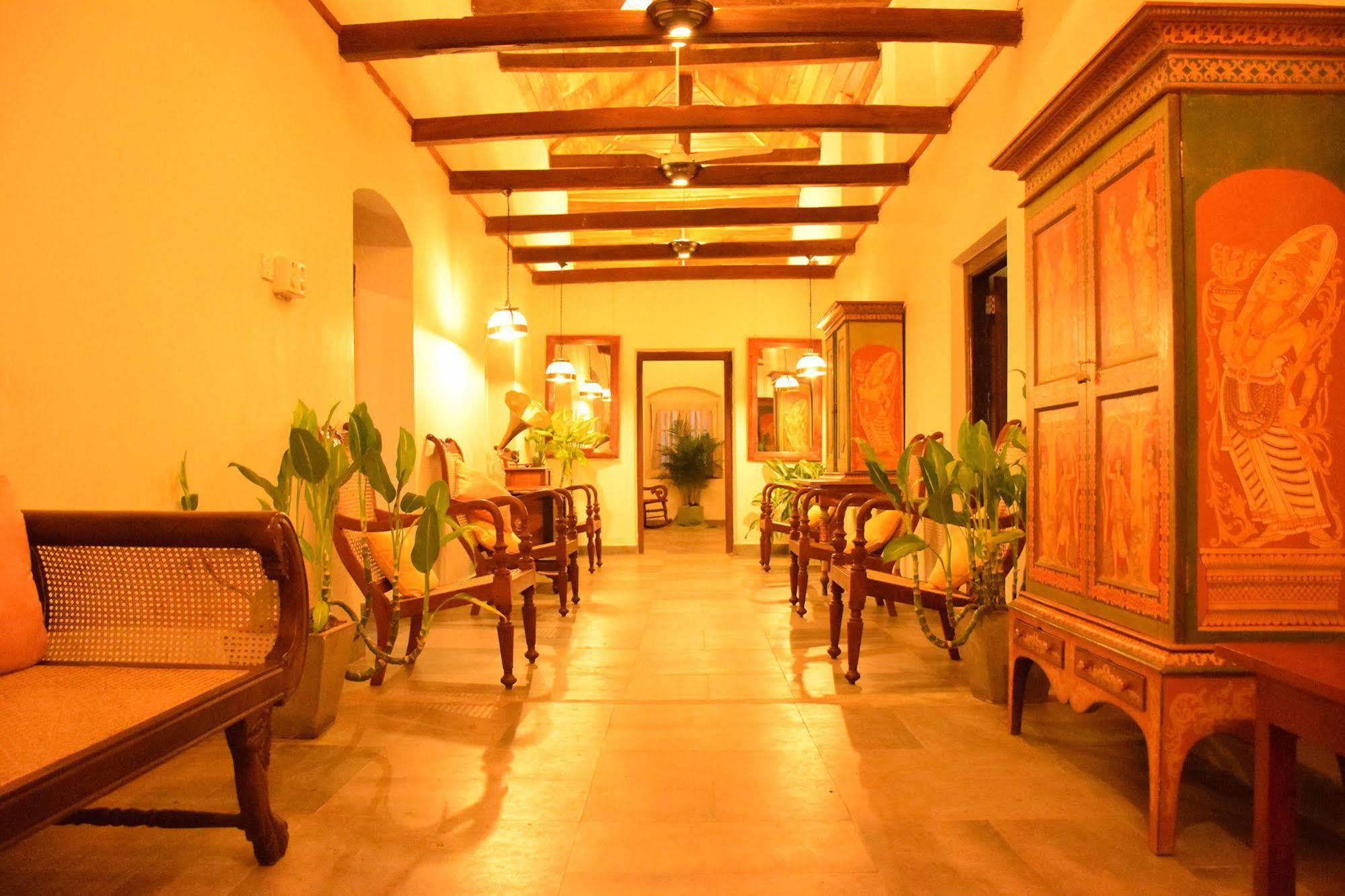 Athulya Villas Kandy Buitenkant foto